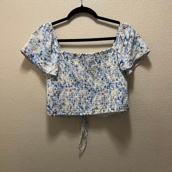 American Eagle Blue Floral Cinched Short Sleeve Tie Busty Crop Top Size Large - Picture 7 of 7